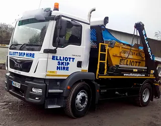 Skip Lorry